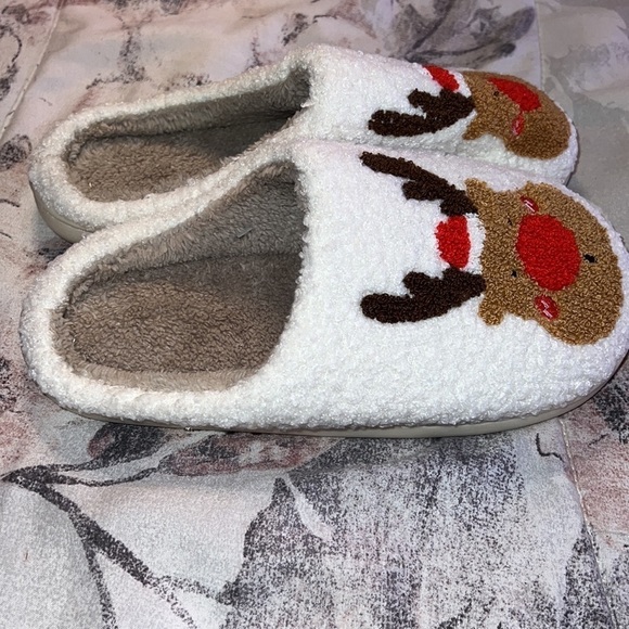 Christmas Rudolph Reindeer Fleece Slippers Size 7 - Picture 4 of 5